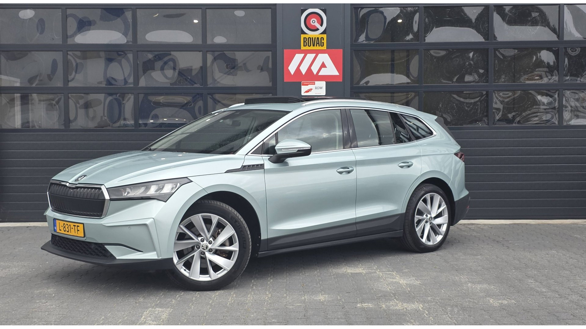Škoda Enyaq iV 80 | 91,69% SOH | PANO | 20 INCH | ACC