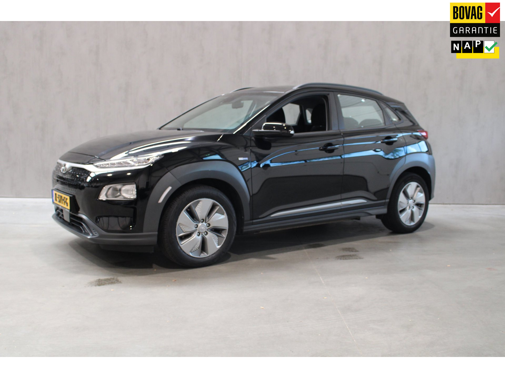 Hyundai Kona EV Comfort 64 kWh Camera/Carplay 98,3% SOH Prijs is rijklaar incl Bovag