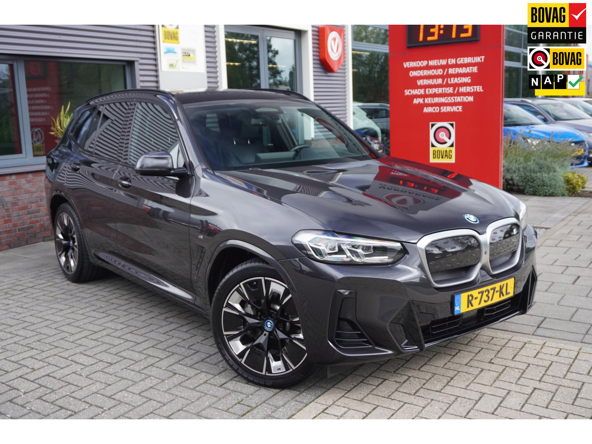 BMW iX3 High Executive 80 kWh SOH 93,4% / M Sport / Pano / Leder / HUD / Memory / 360 Camera
