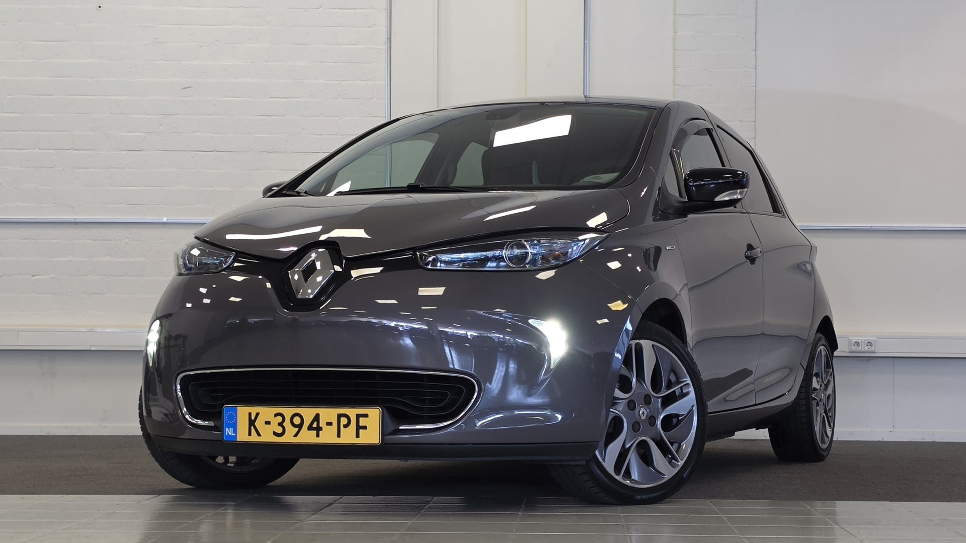Renault ZOE Q90 Bose Quickcharge 41 kWh Trekhaak Leer Bose SOH 86% Huuraccu