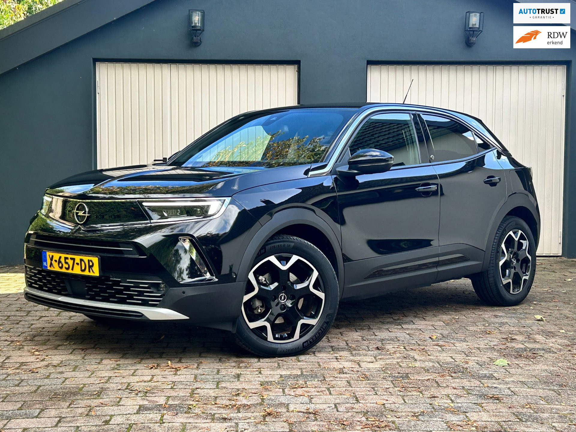 Opel Mokka-e Ultimate 50-kWh 11kw bl. | Stoel/stuurverwarming | 3-fase