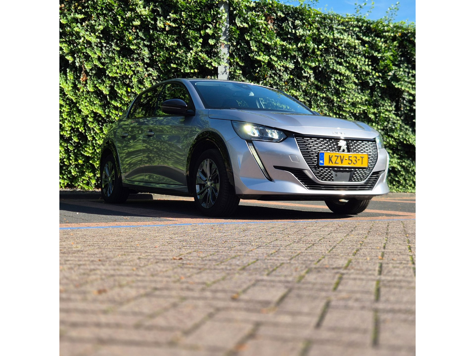 Peugeot e-208 Allure 3-fase| ACC| Cam | Stoelverwarming