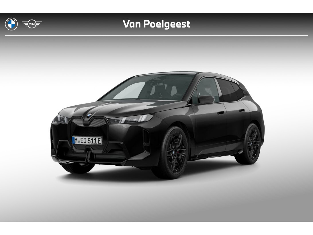 BMW iX xDrive45 101 kWh