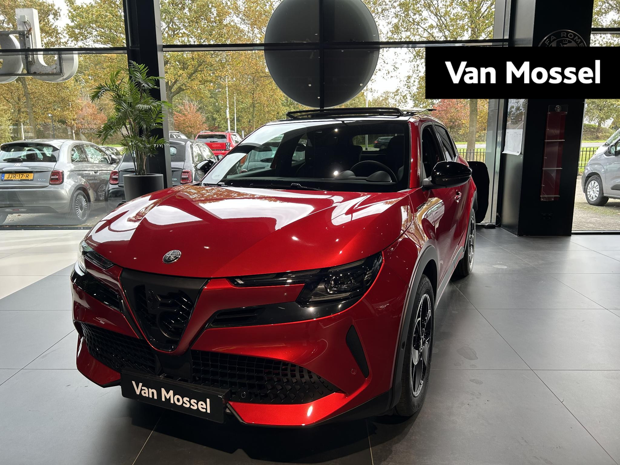 Alfa Romeo Junior Elettrica Speciale 54 kWh
