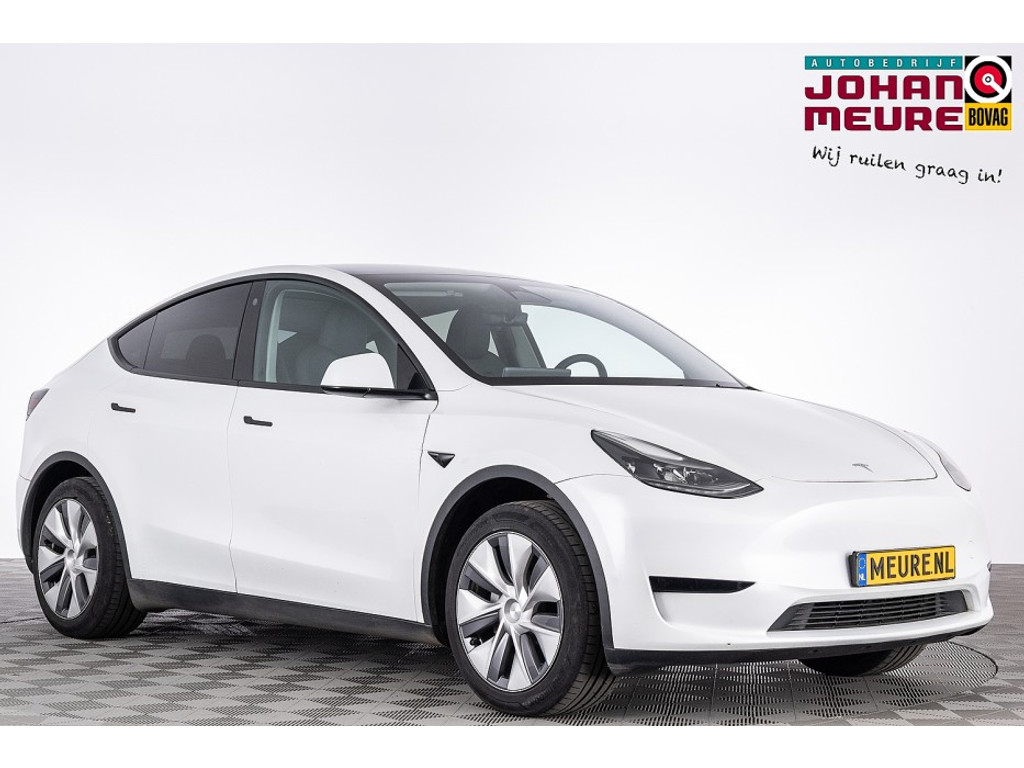 Tesla Model Y RWD | PANORAMADAK | LEDER | CAMERA