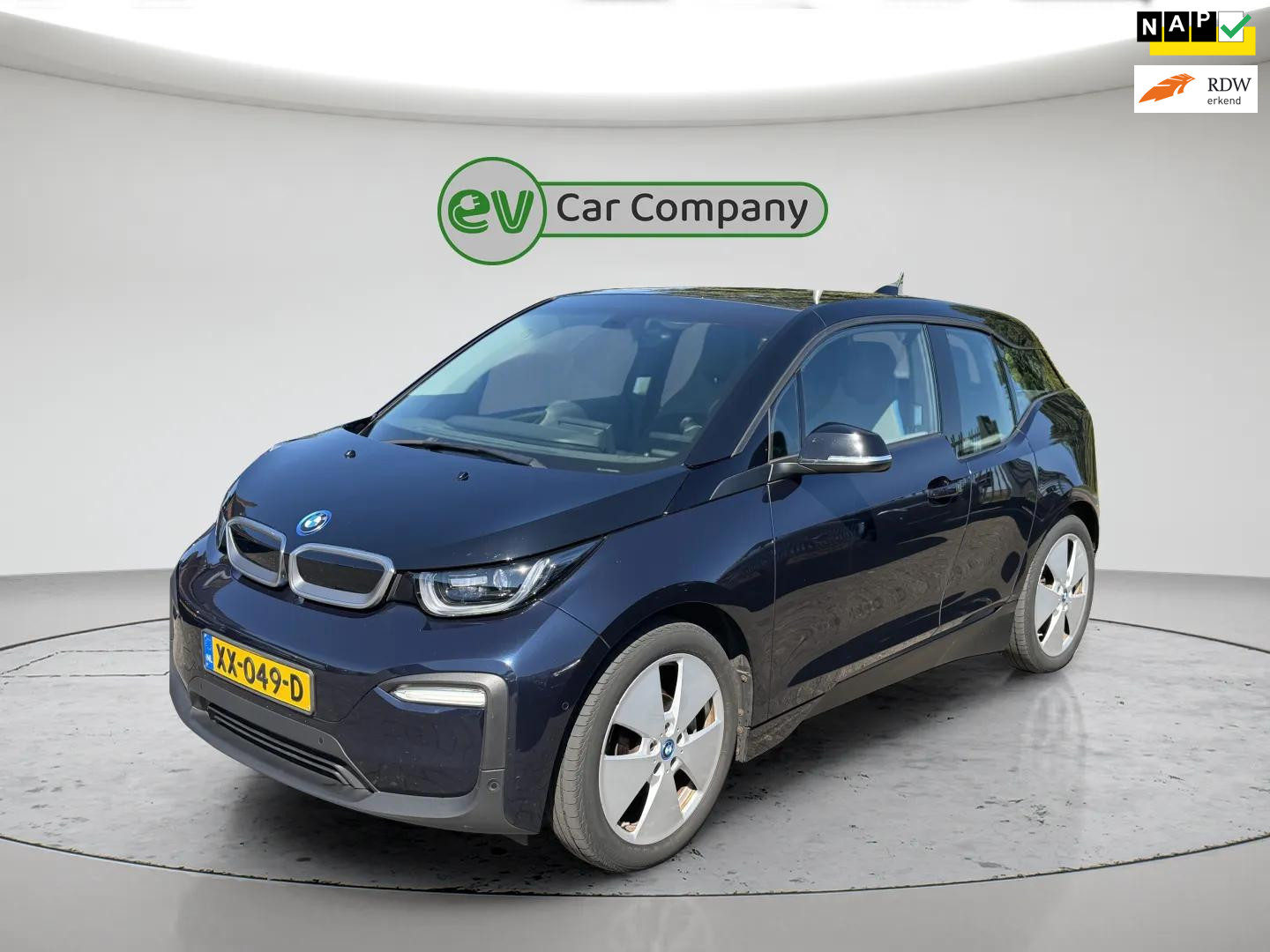BMW i3 Basis 120Ah 42 kWh | SOH 89% | 19 Inch | Camera | Stoelverwarming | CCS Snelladen | Climate Control | Cruise Control