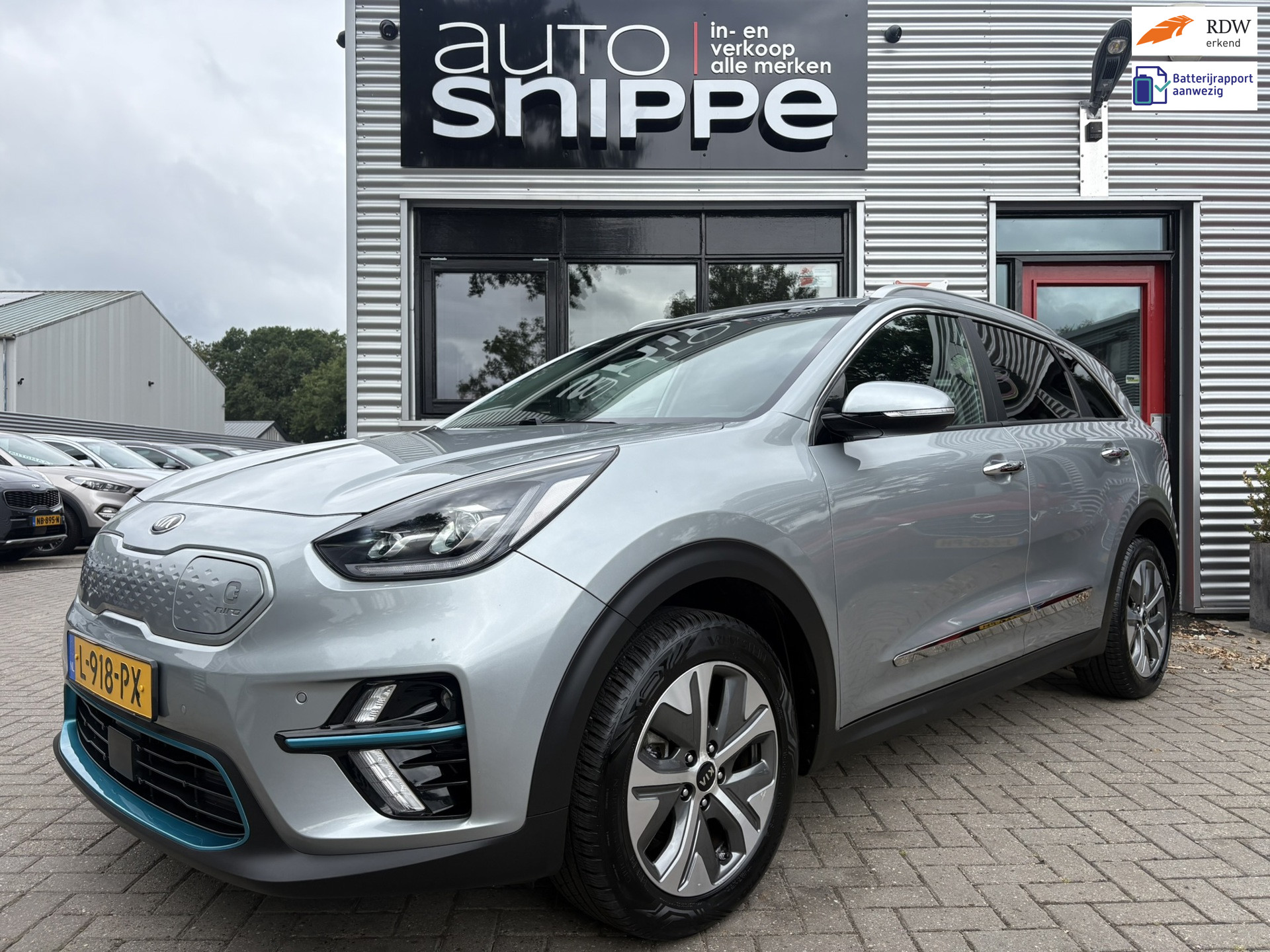 Kia e-Niro DynamicLine 64 kWh -SOH 100%-VOLLEDER-APPLE CARPLAY/ANDROID AUTO-ADAPTIVE CRUISE-
