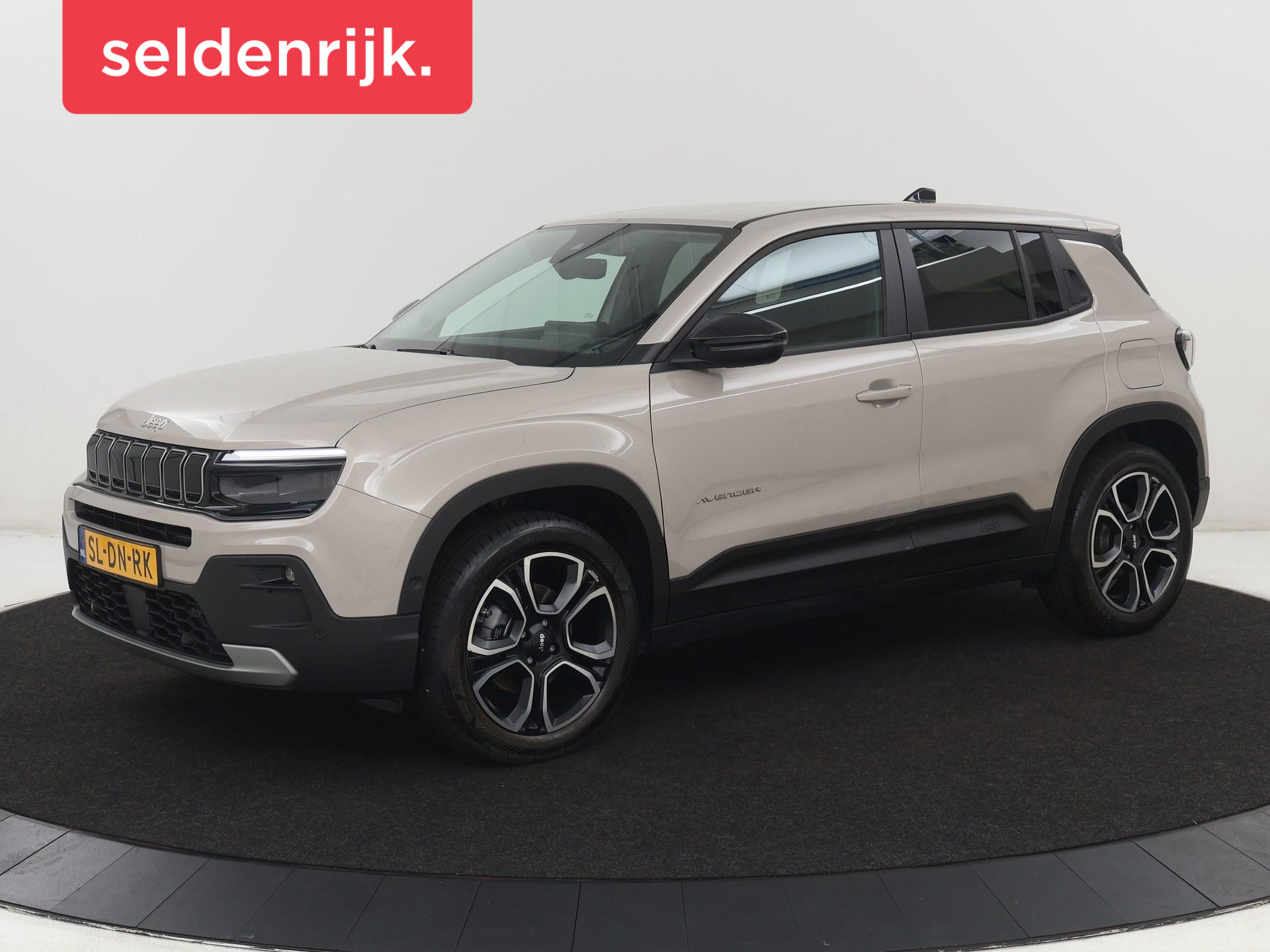 Jeep Avenger Avenger 54 kWh | SOH 97,6% | 3 Fase | Carplay