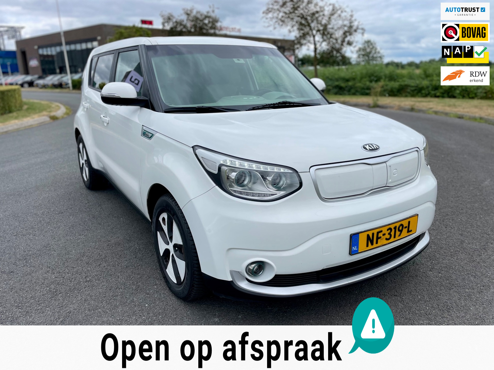 Kia e-Soul EV ExecutiveLine 27kWh, Aut, Stoel-/stuurvrw, Cam, Navi, Keyless, Cruise/Climate control, 2e eig afk, Geen import, Nap!