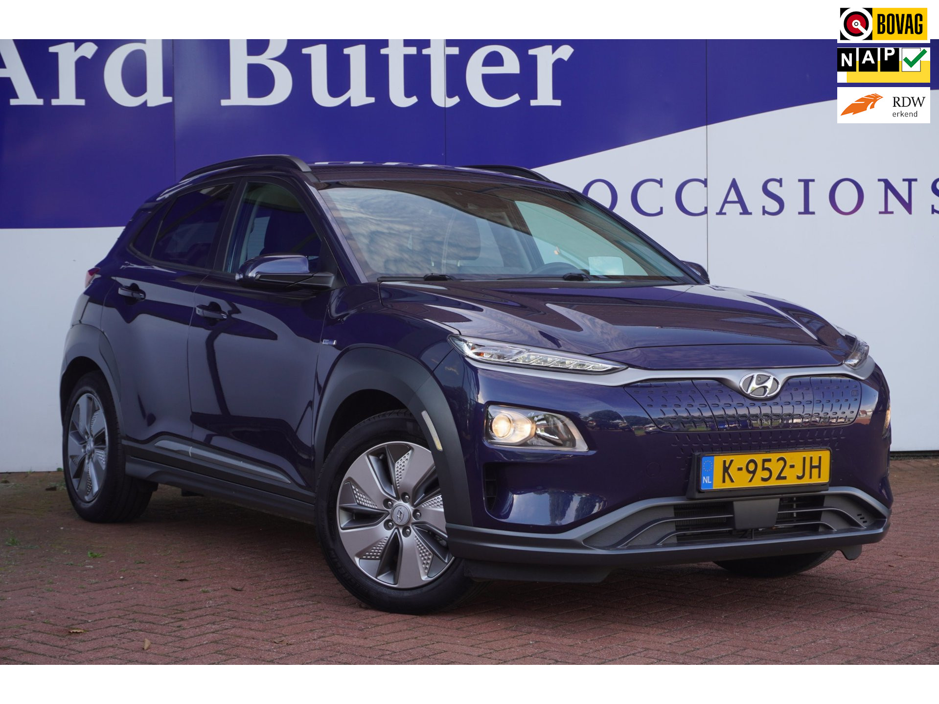Hyundai Kona EV Fashion 64 kWh SOH100% / HUD / Camera / Krell / Trekhaak / SOH100% / WLTP actieradius 481KM DECEMBER 2020