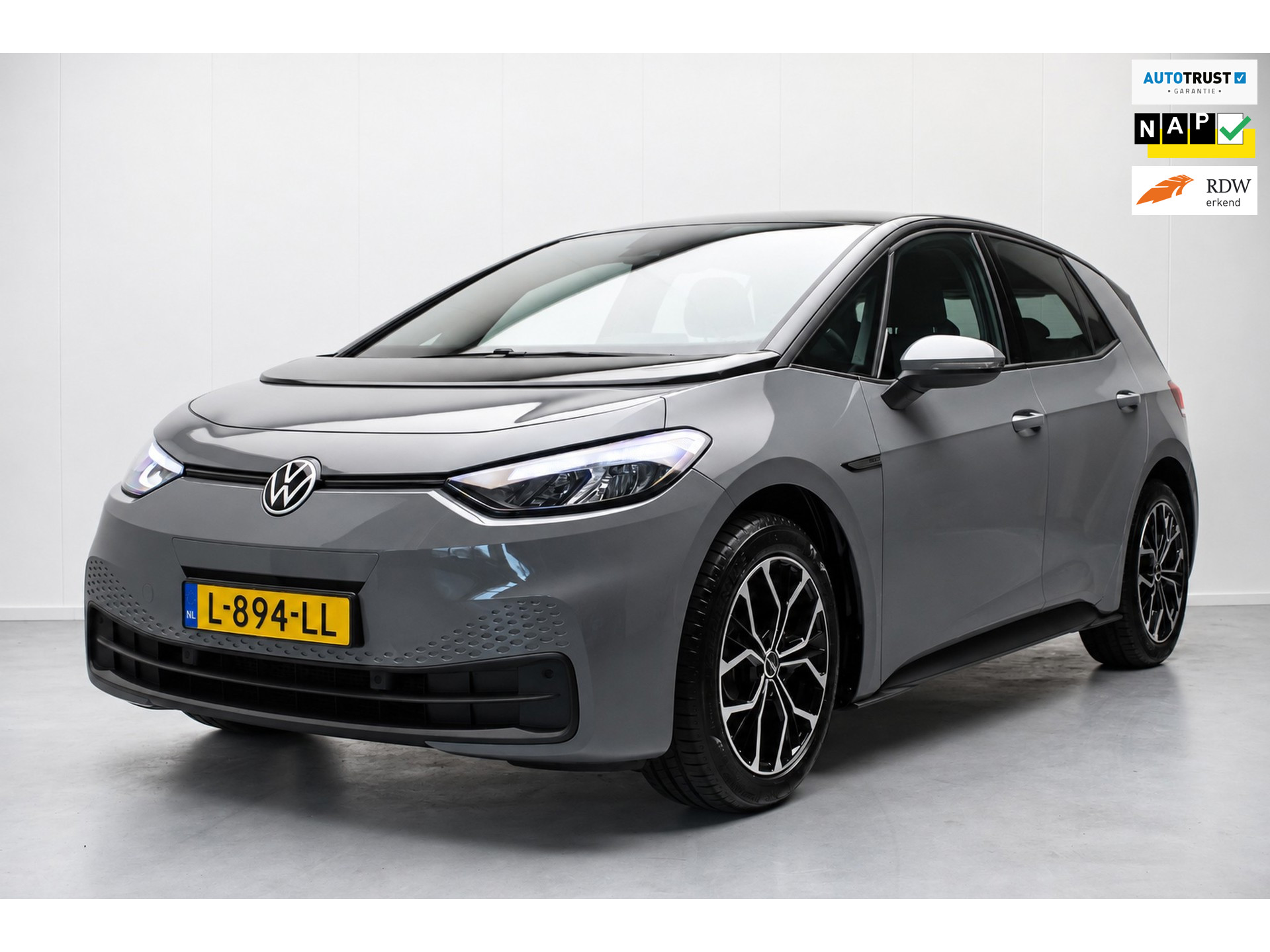 Volkswagen ID.3 Life 58 kWh 204PK SOH 94% NL-auto [ Stoel- Stuurverwarming Adaptive Cruise Control IQ-Drive Carplay ]