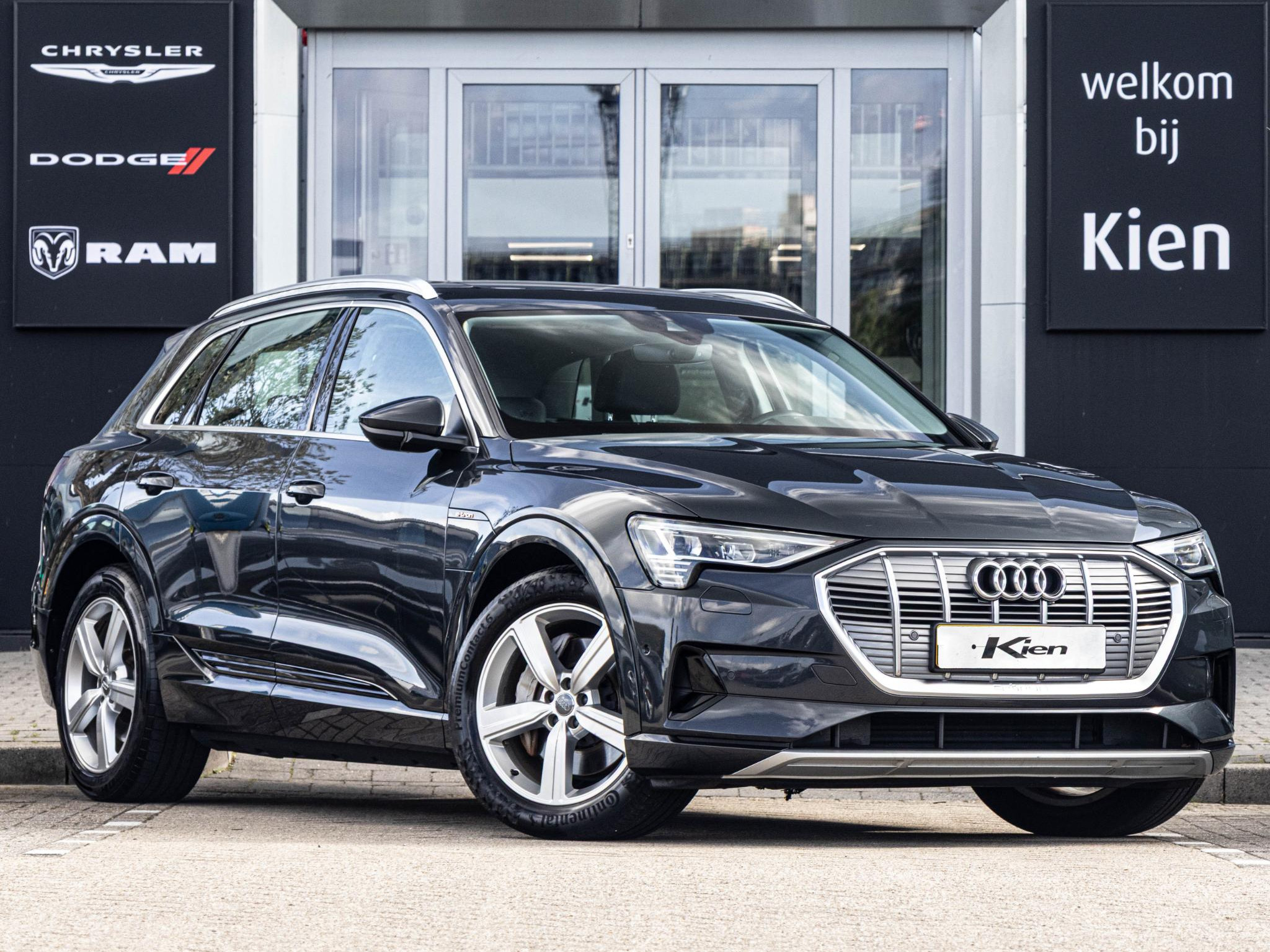 Audi e-tron e-tron 50 quattro Launch edition plus 71 kWh