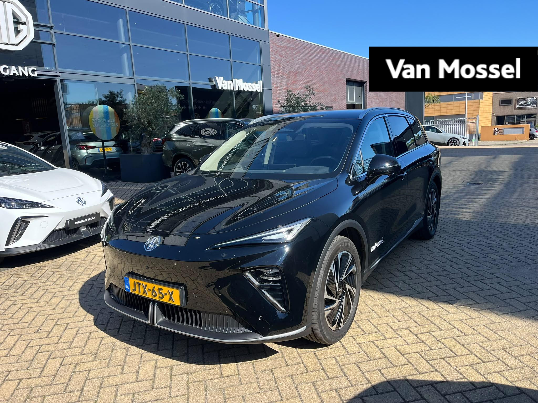 MG MGS6 EV Luxury 4WD 77 kWh