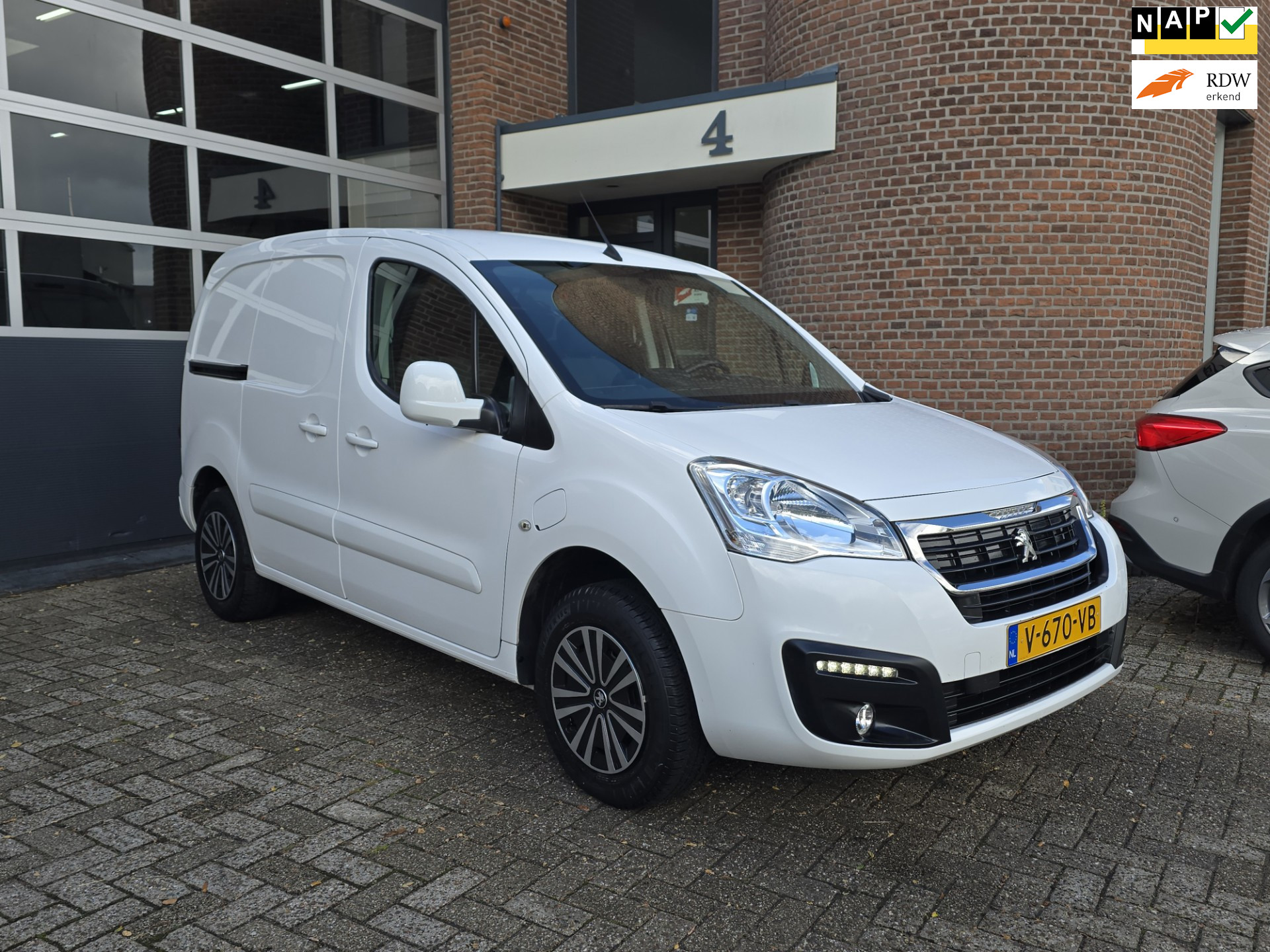 Peugeot e-Partner Electric L1 Premium Lage km Nap |Marge
