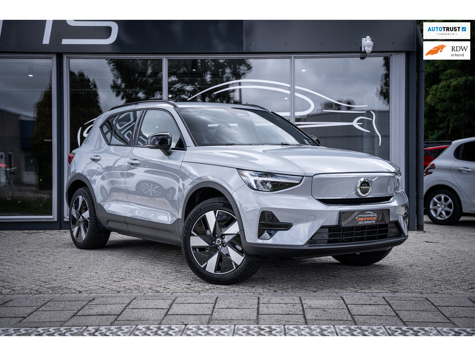 Volvo XC40 Single Motor Essential 69 kWh|Elec Trekhaak|96% SOH|Cam|LED|