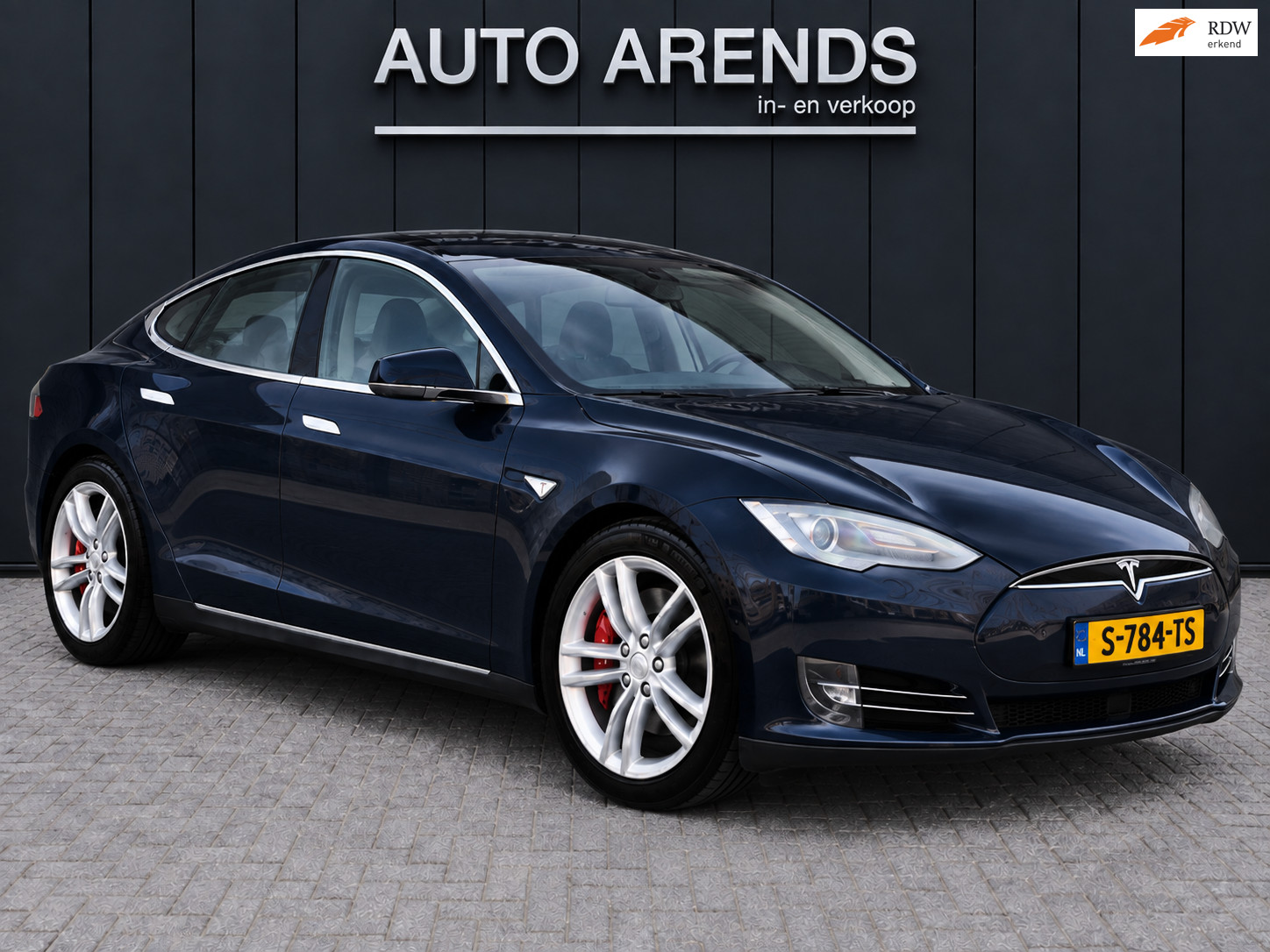 Tesla Model S P85D Performance 700PK|Netto Zakelijk of Export 19.750|SOH 92%|Autopilot|Panodak|Luchtvering|E-Pack|Leder|APK 10-27