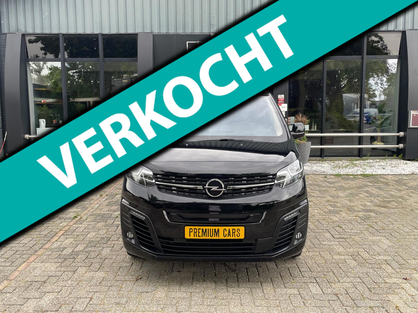 Opel Vivaro-e L3H1 Innovation 75 kWh NAVI / Camera / PDC