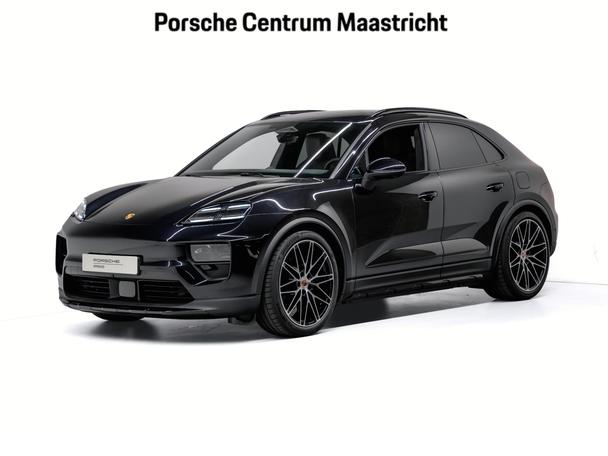 Porsche Macan 4