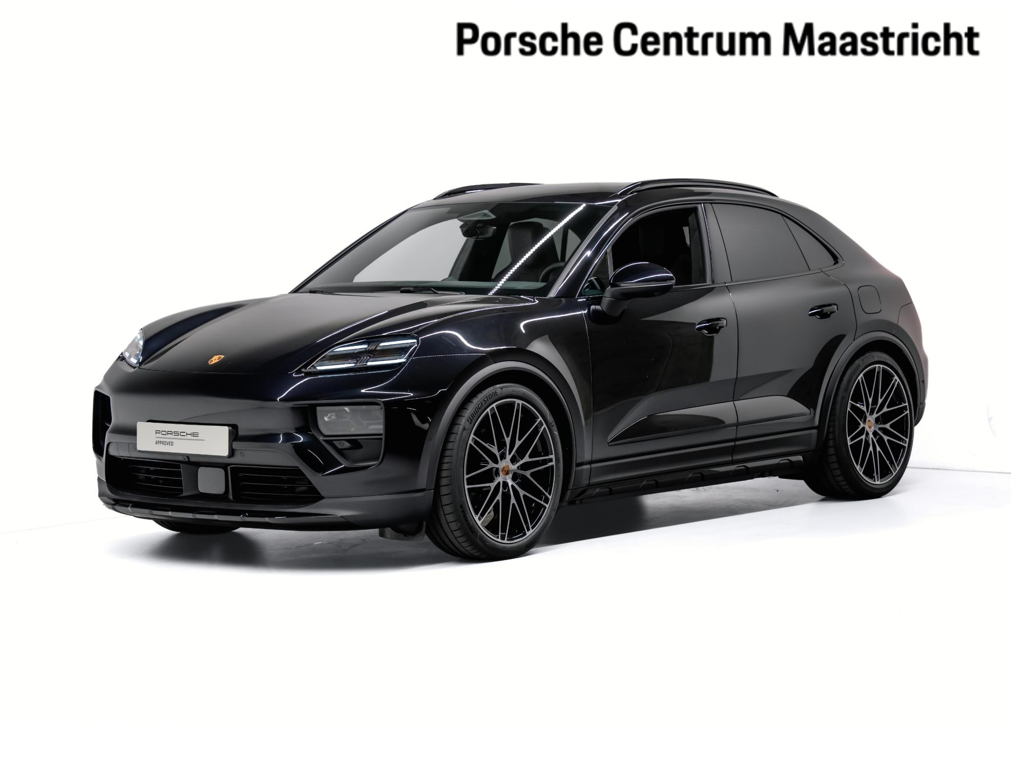 Porsche Macan 4