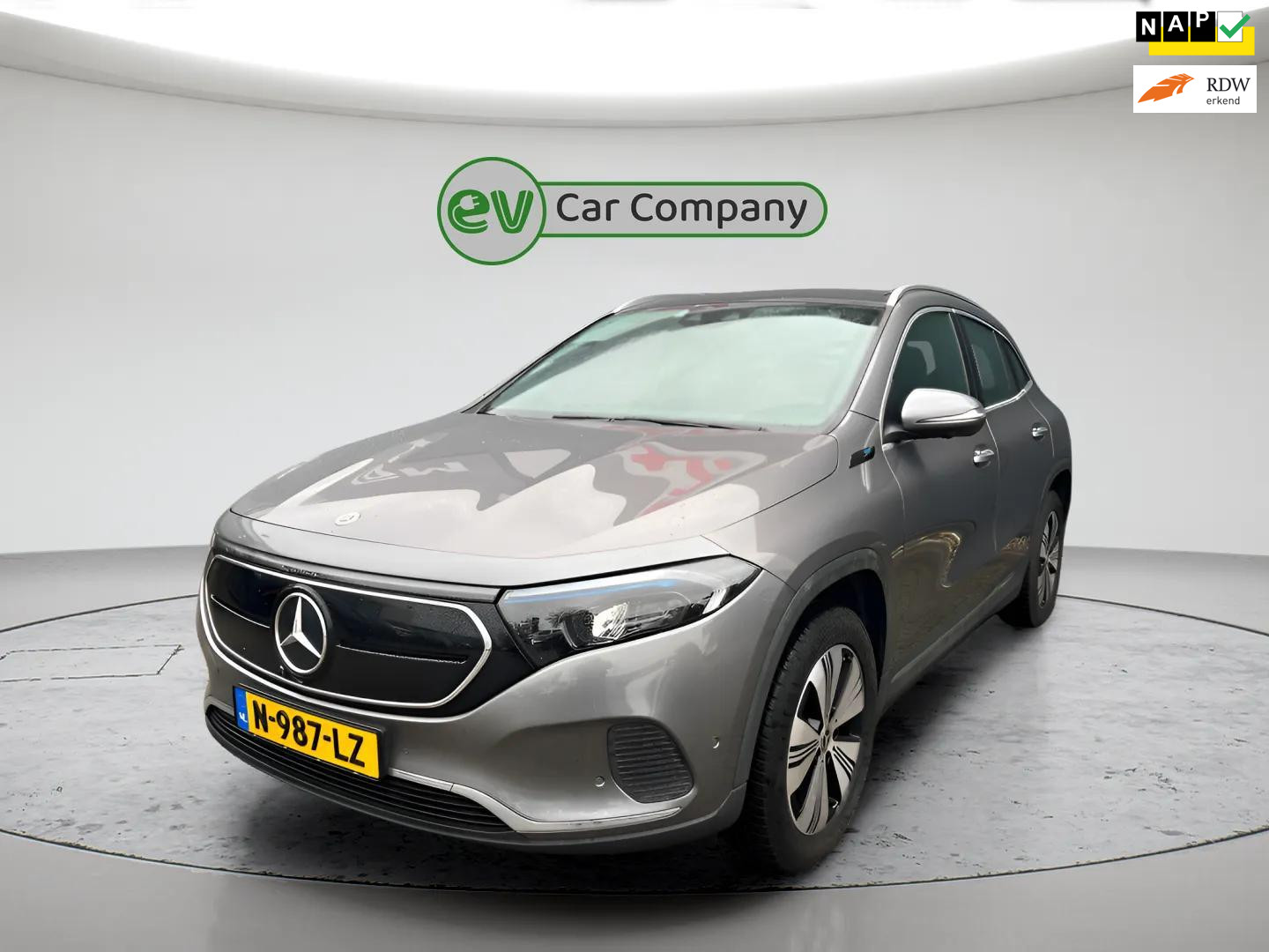 Mercedes-Benz EQA 250 Business Solution Luxury 67 kWh | SOH 92% | Panoramadak | Headup | 360 Camera | Memory Seats | Carplay