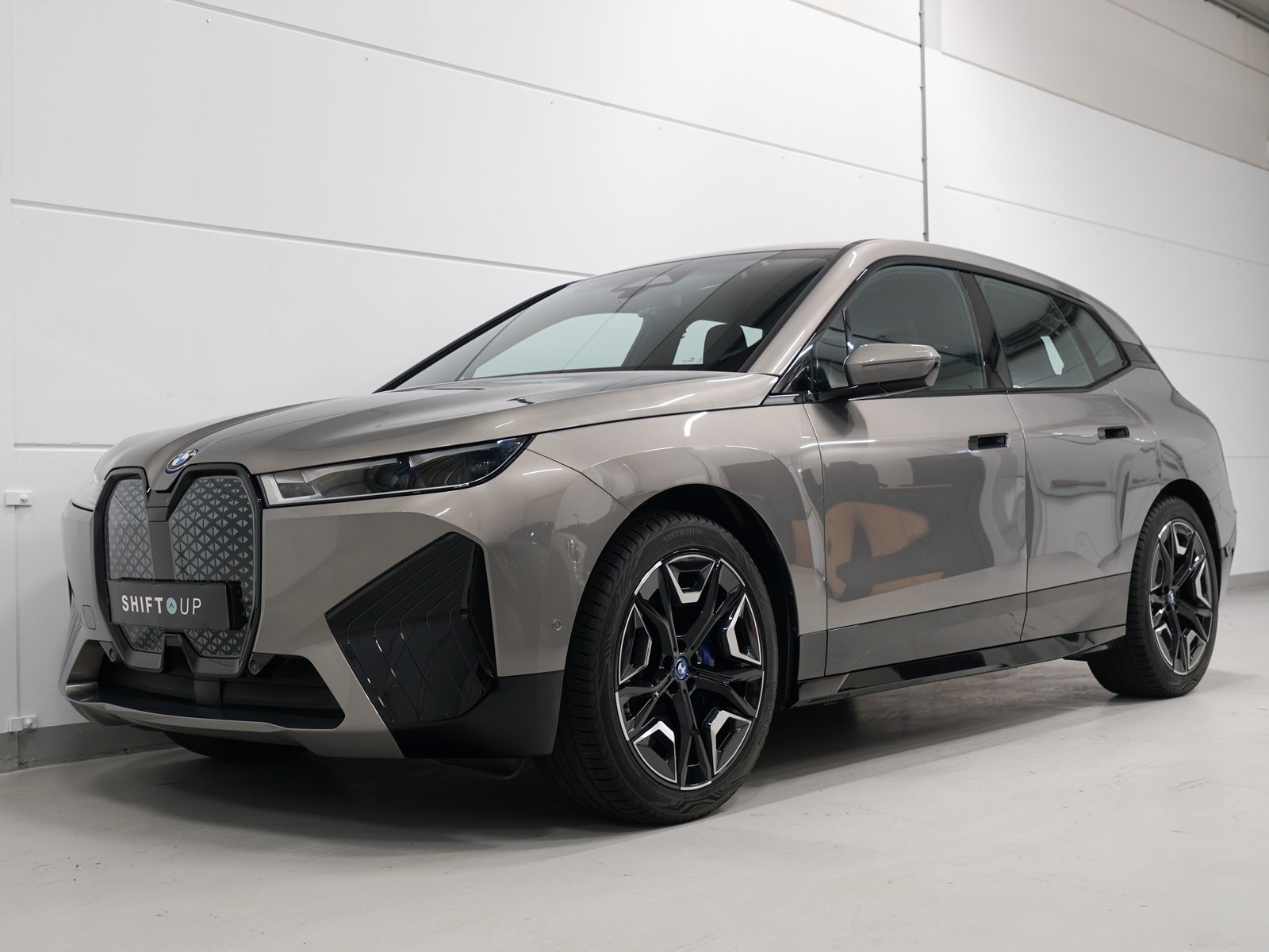 BMW iX xDrive40 Sport Laser | Soft Close