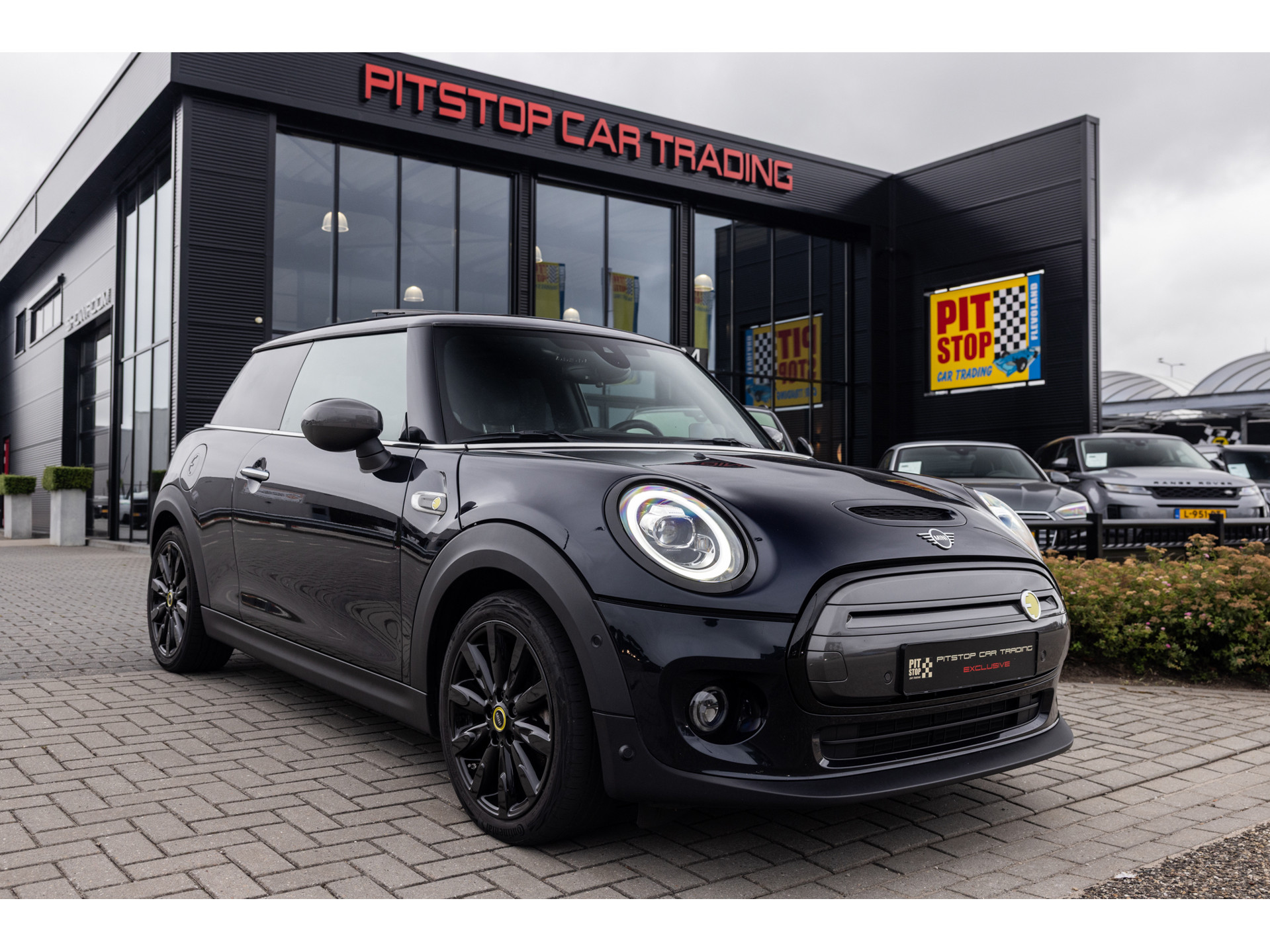 MINI Electric Yours 33 kWh, Pano, H&K Audio, Vol Leder, Camera, Headup