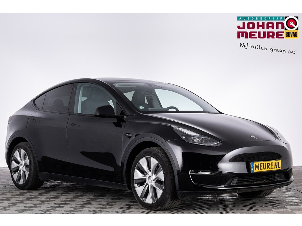 Tesla Model Y Long Range Dual Motor 75 kWh *SOH 94.6%* PANORAMADAK | LEDER