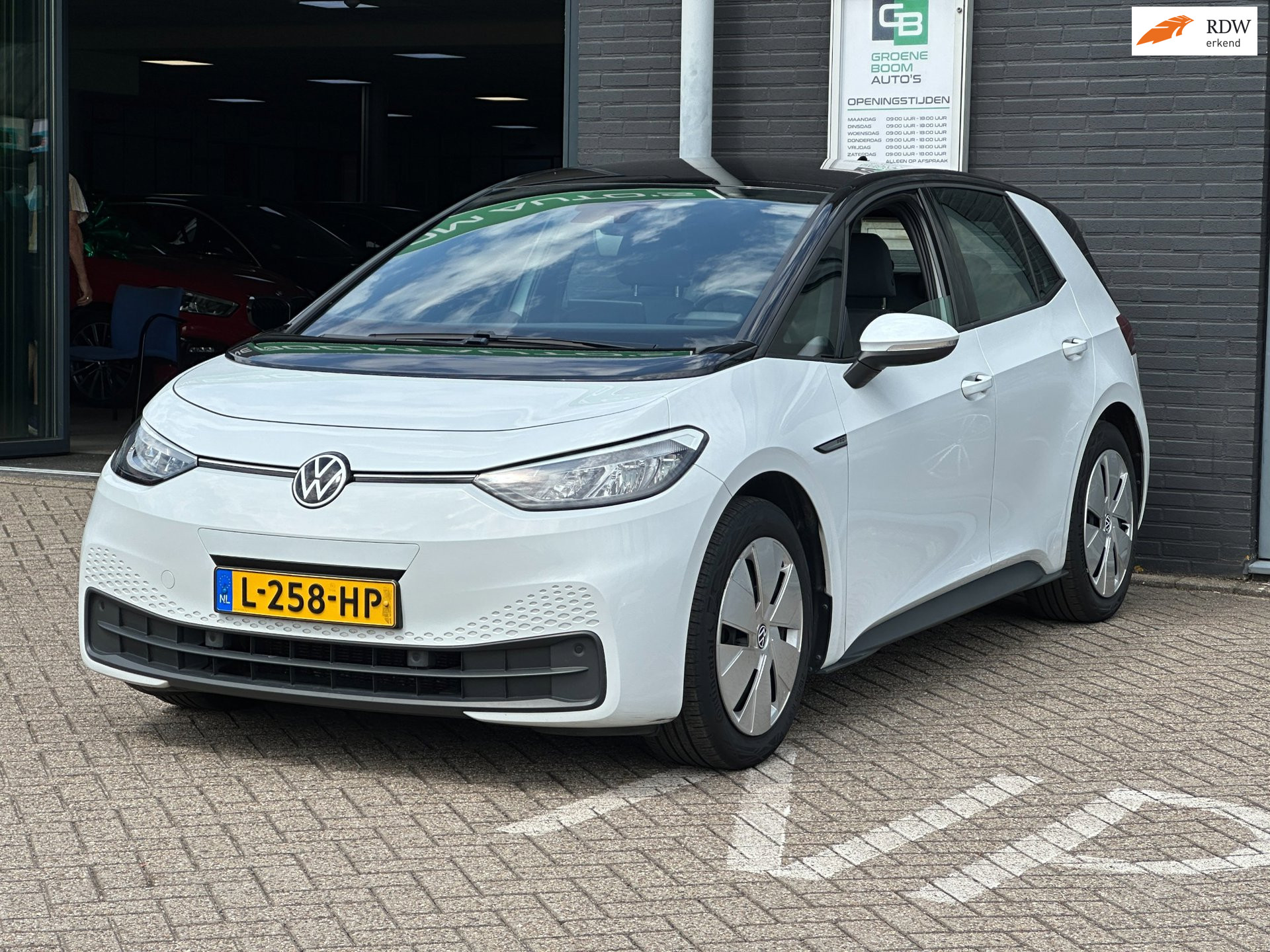 Volkswagen ID.3 Life 58 kWh/NAVI/CARPLAY/BTW-AUTO/NETTE STAAT!!