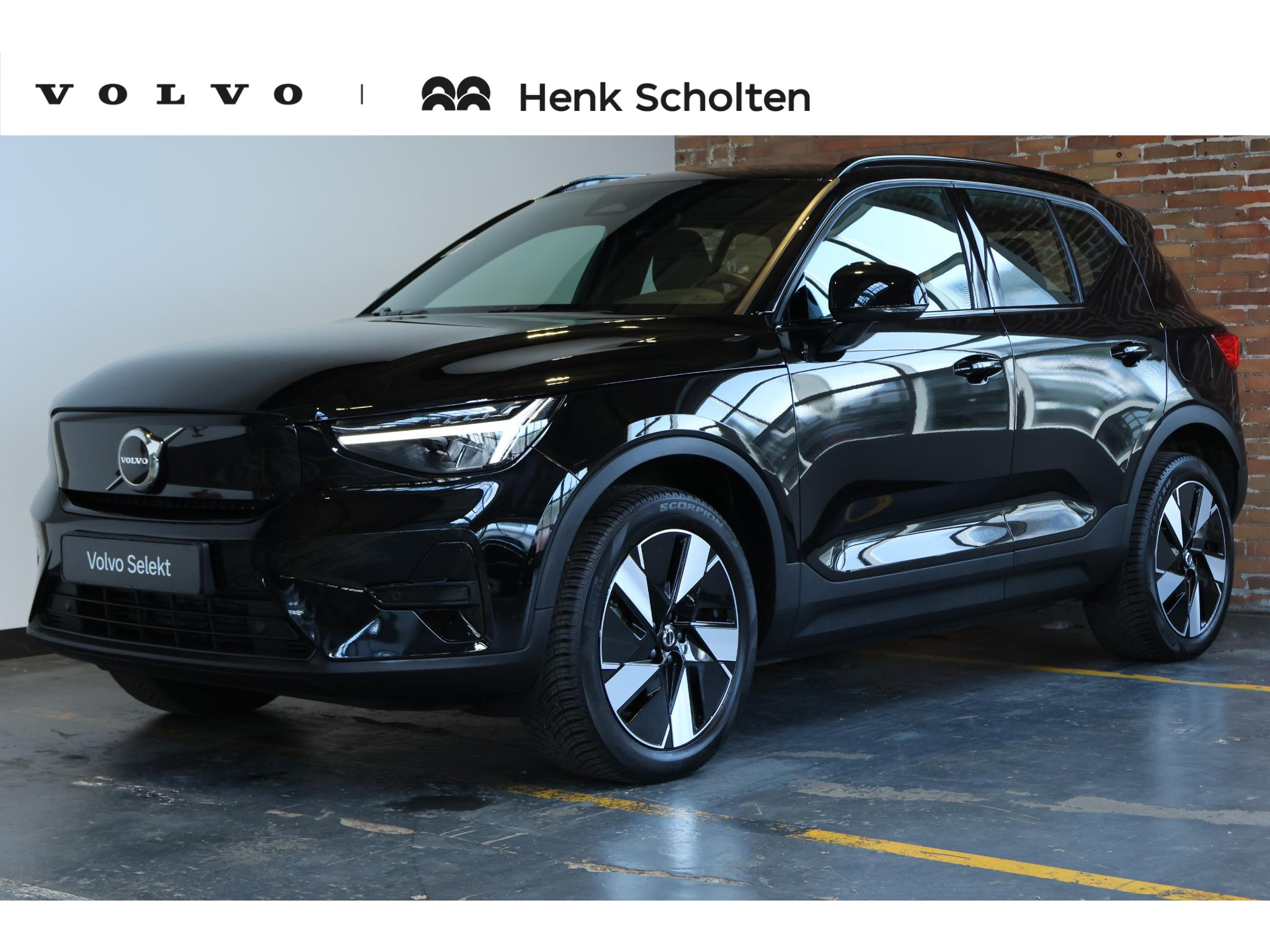 Volvo EX40 Single Motor Extended Range Plus 82 kWh