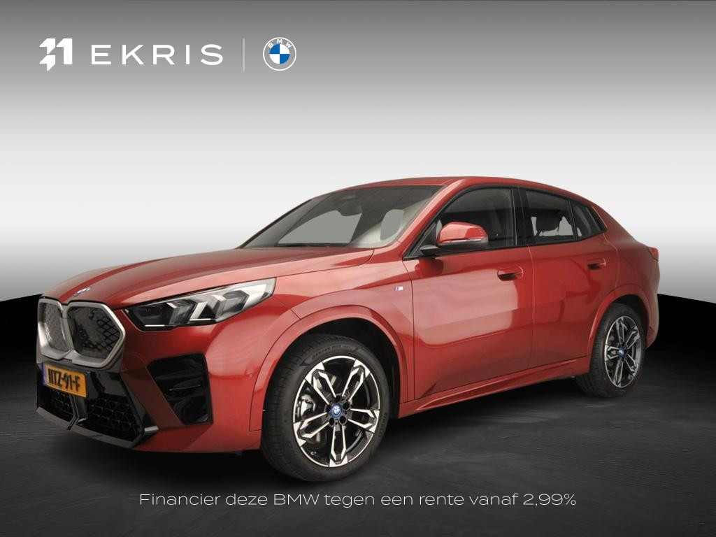BMW iX2 xDrive30