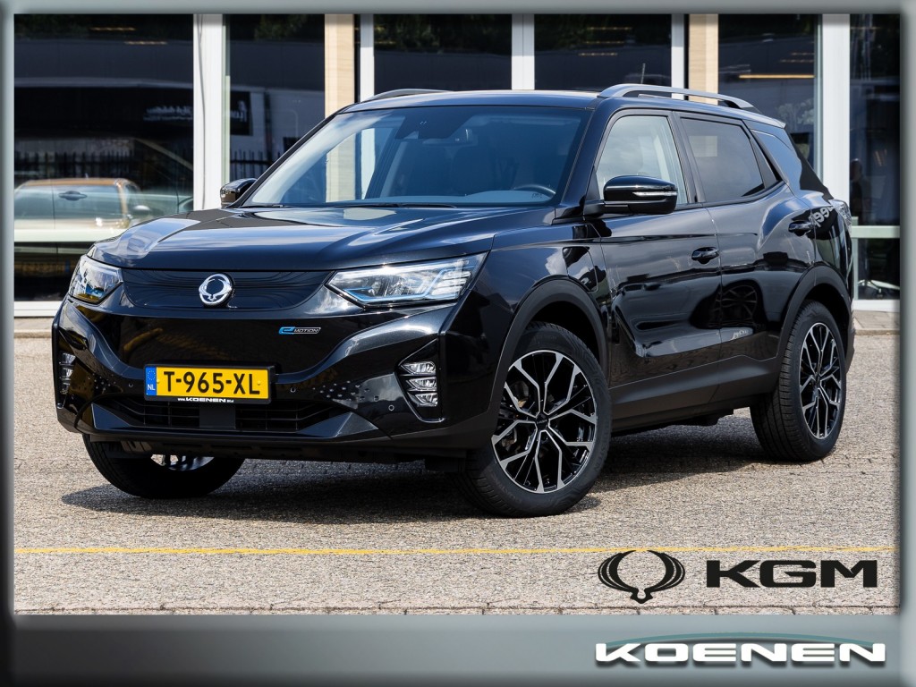 SsangYong Korando Titanium / Leer / LED / Navi / 1500Kg trekgew/ 19 Blackline