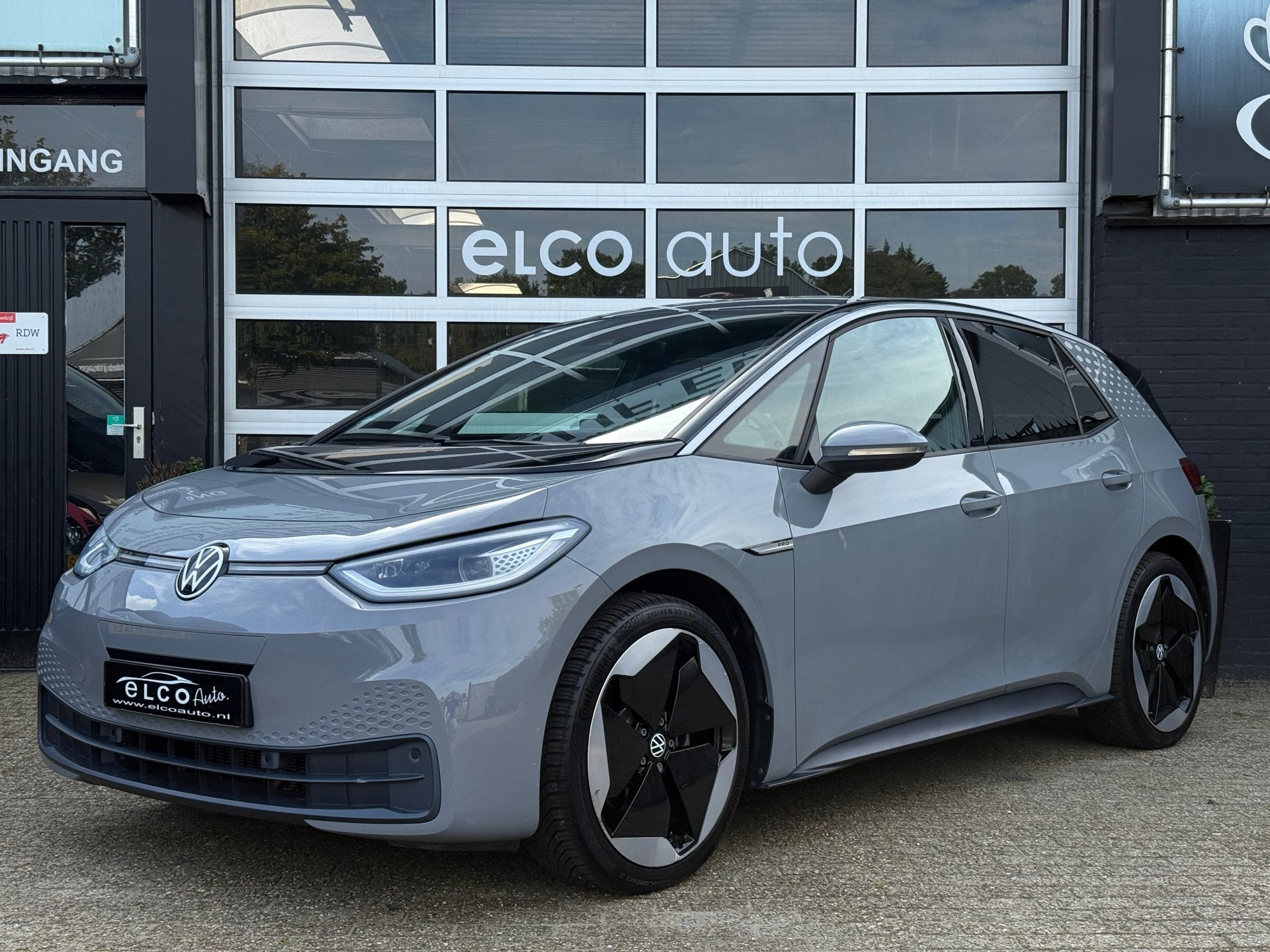 Volkswagen ID.3 Plus Pro Perf. 58 kWh / Pano / MasaggeStoel SoH 90%