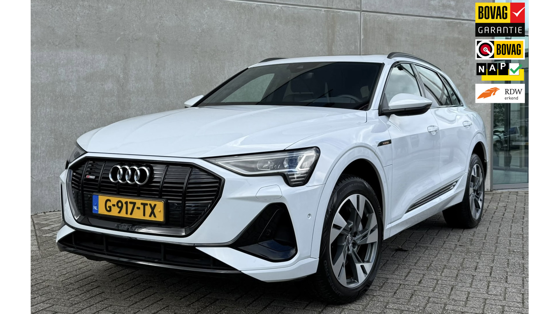 Audi e-tron 50 quattro Launch edition Black 71 kWh S line