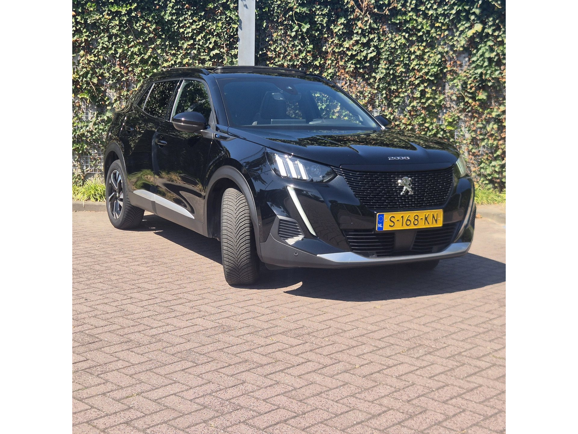 Peugeot e-2008 GT | Pano | ACC |SOH 95,44 % | Warmtepomp | 11 kW 3-fasen | Camera