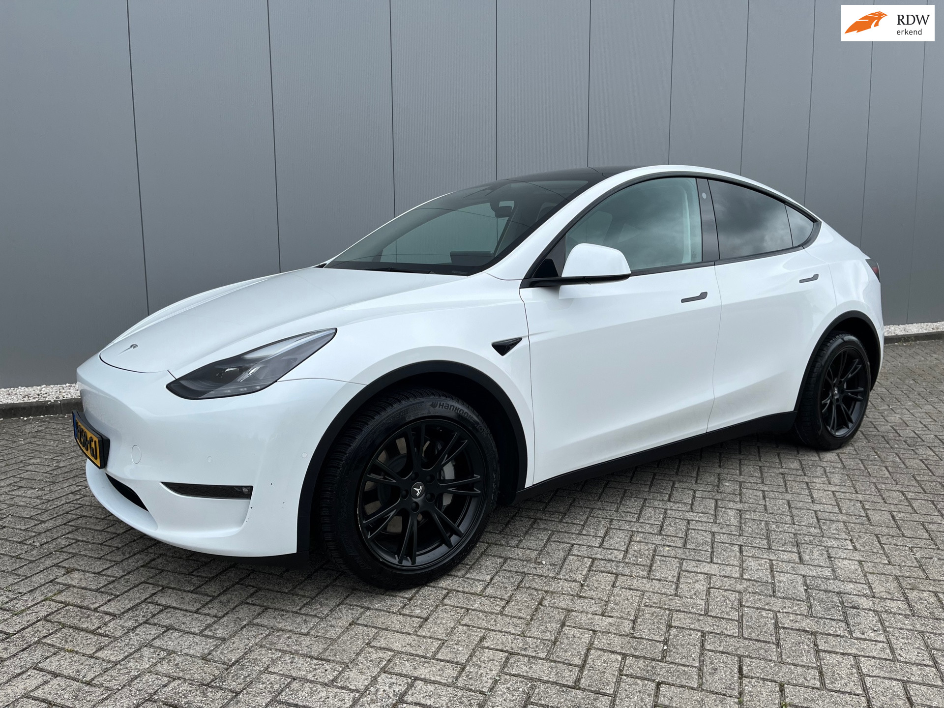 Tesla Model Y Long Range AWD 75 kWh/ SOH 91.9 %/ SUMMERSALE !!