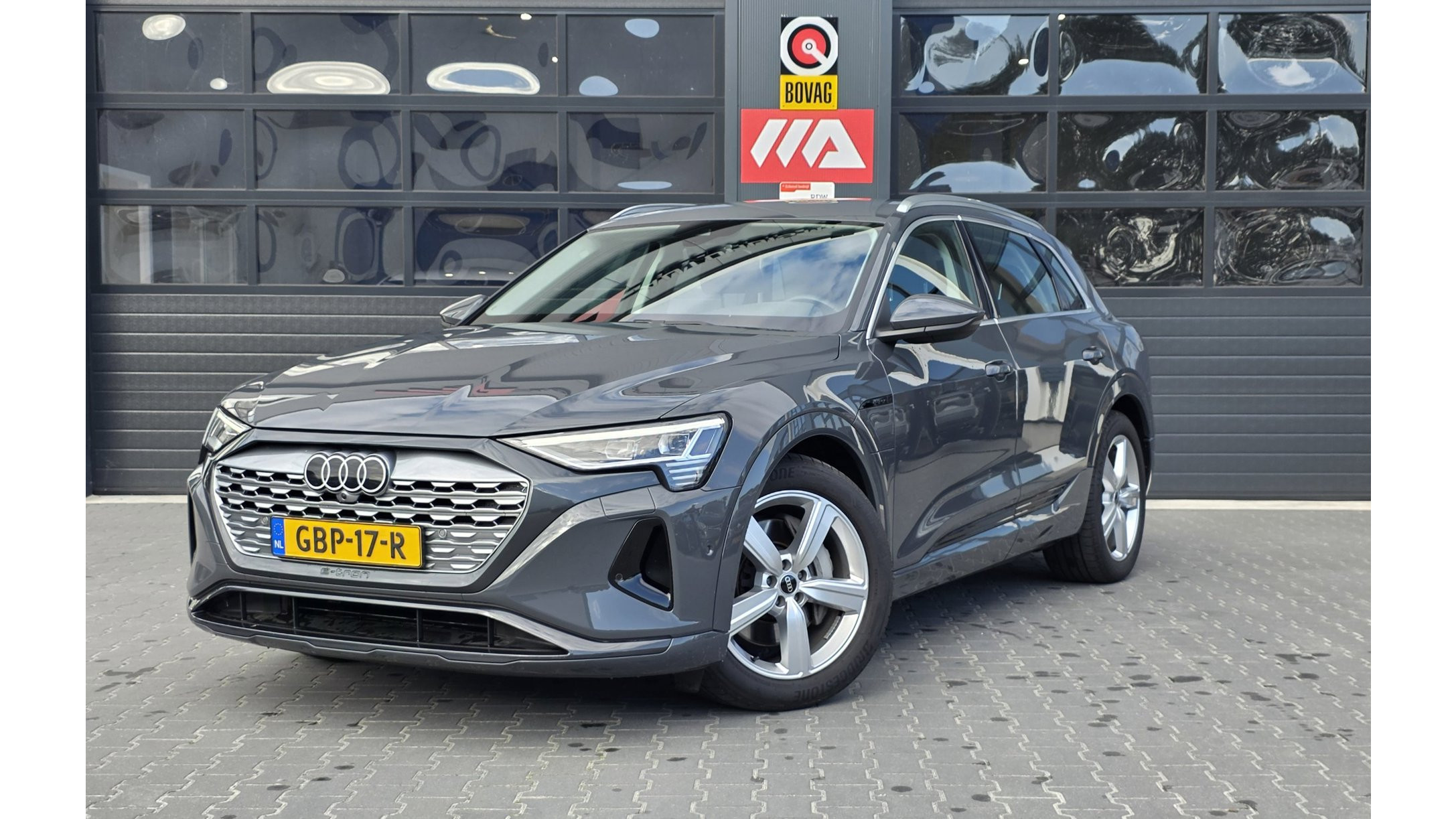 Audi Q8 e-tron 55 quattro Advanced Edition 115 kWh | LEDER | STOELVERWARMING | CAMERA