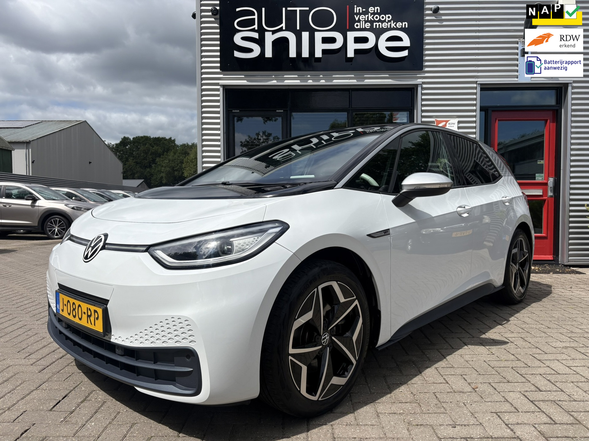Volkswagen ID.3 First Plus 58 kWh -SOH 90.52%-TREKHAAK-KEYLESS-IQ LIGHT-WIT STUUR-LICHTMETALEN VELGEN-STOELVERWARMING-2 TONE-ETC.