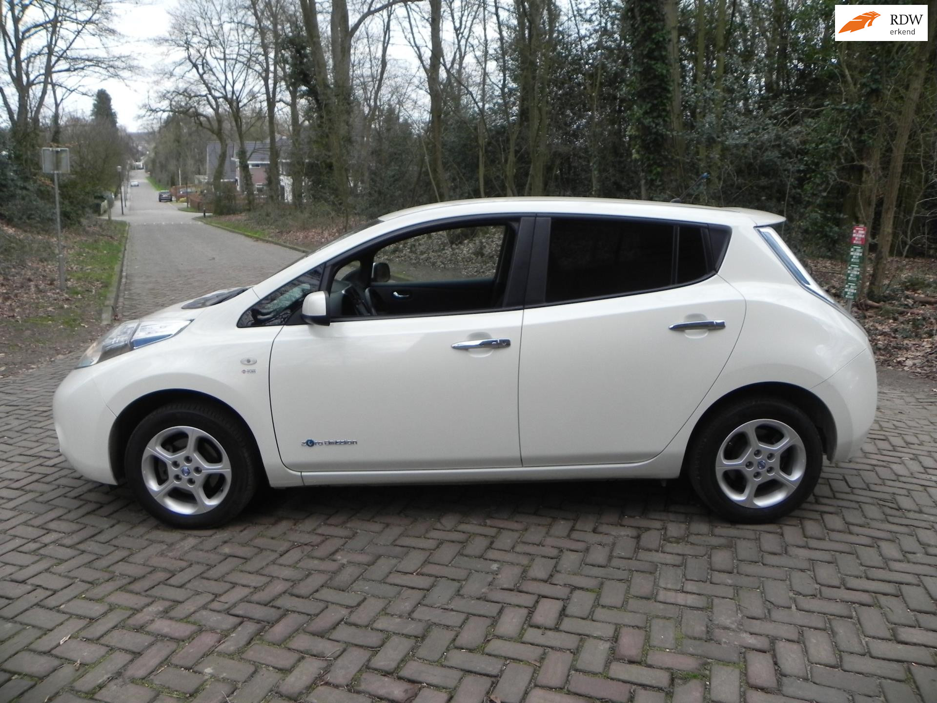 Nissan Leaf Base 24 kWh