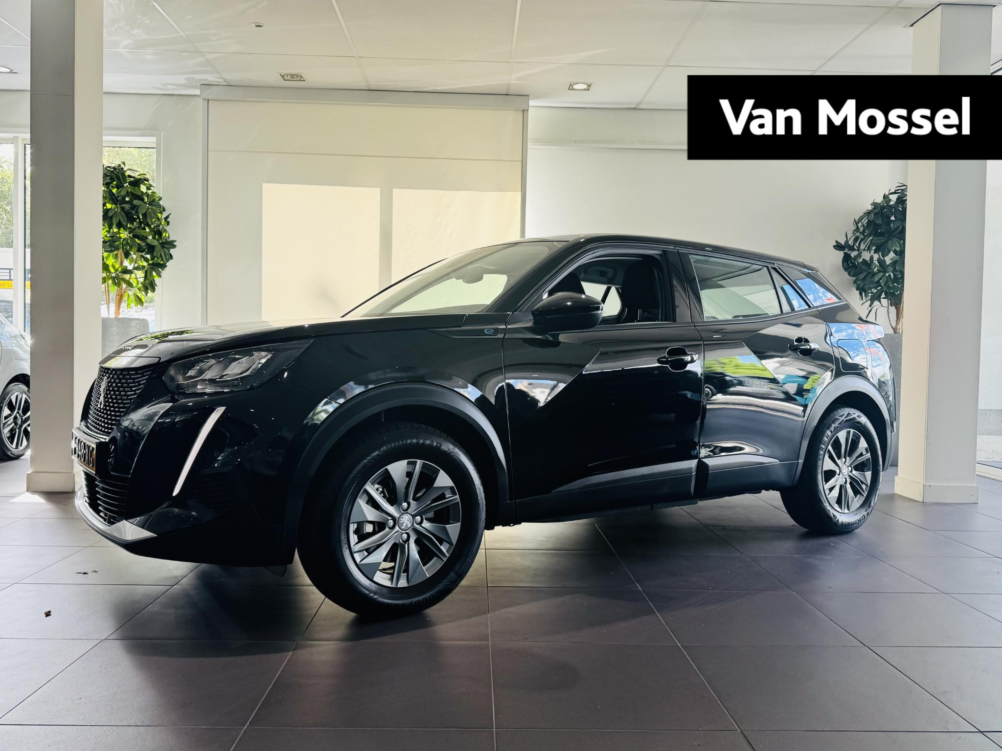 Peugeot e-2008 EV Active Pack 50 kWh