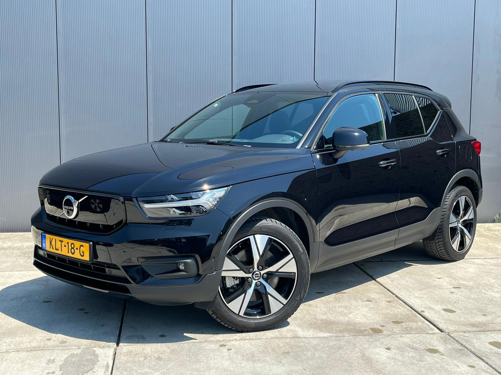 Volvo XC40 Recharge Pro 70 kWh | SOH 96% | 360 Camera | Adaptive Cruise | Harman Kardon | Memory | Panoramadak | Stoelverwarming |