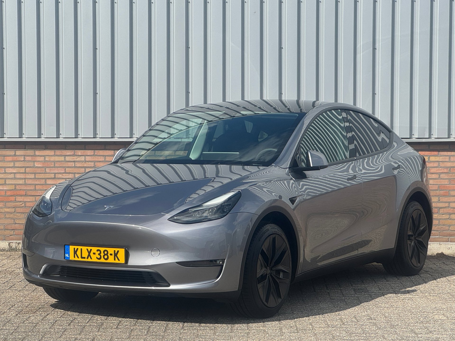 Tesla Model Y Quicksilver Long Range AWD 75KW 96% SoH/ Trekhaak