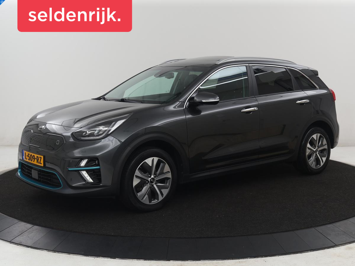Kia e-Niro DynamicPlusLine 64 kWh | SOH 95,3% | Panoramadak | Half leder |