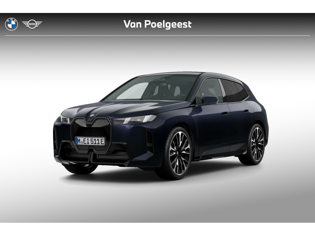BMW iX xDrive45 101 kWh