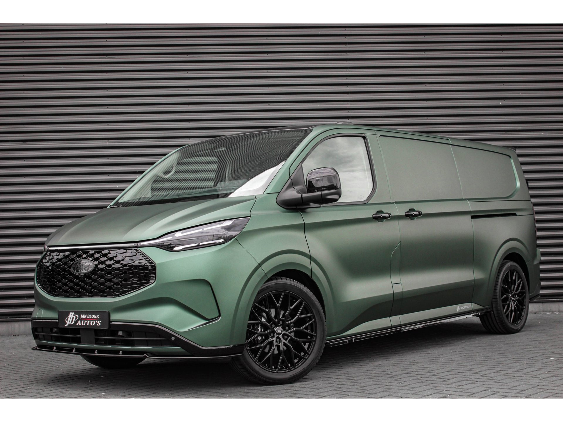 Ford E-Transit Cust. 340 L2H1 Limited 71 kWh 218PK / JB- EDITON / CAMERA / 350KM RANGE / APPLE CARPLAY /DRIVERS- PACK /FULL OPTION