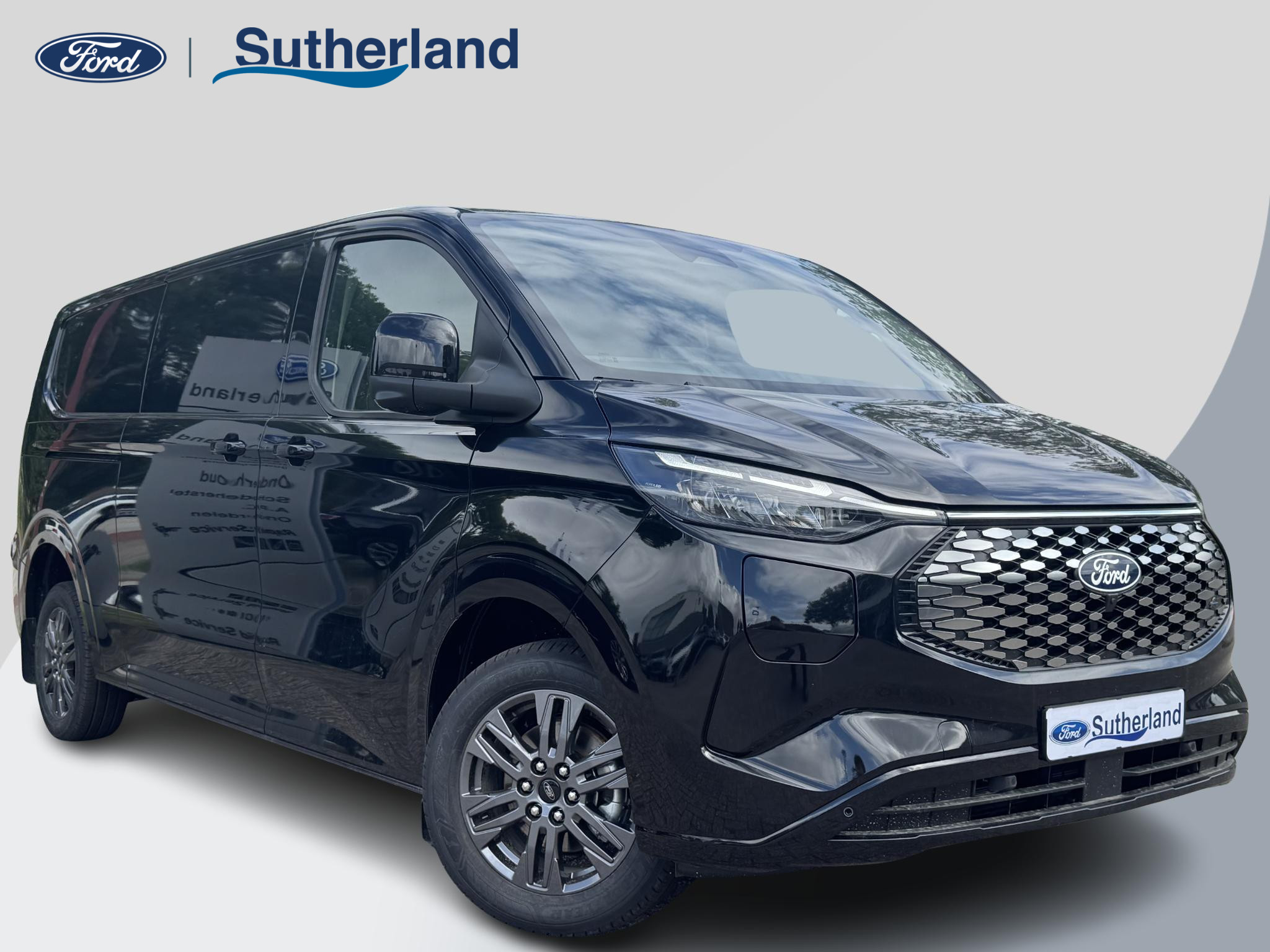 Ford E-Transit Custom 340 L2H1 Limited 71 kWh